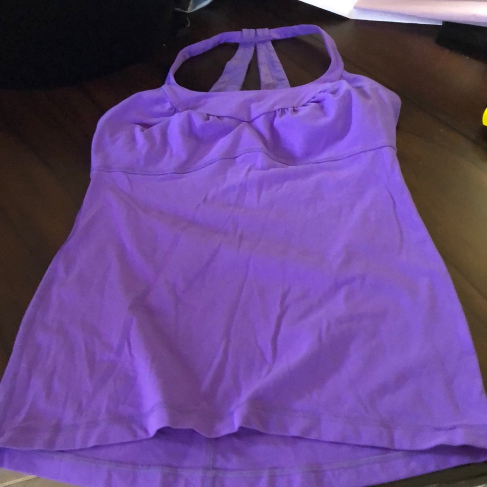 💜Lululemon halter racer back with bra band inside, long top